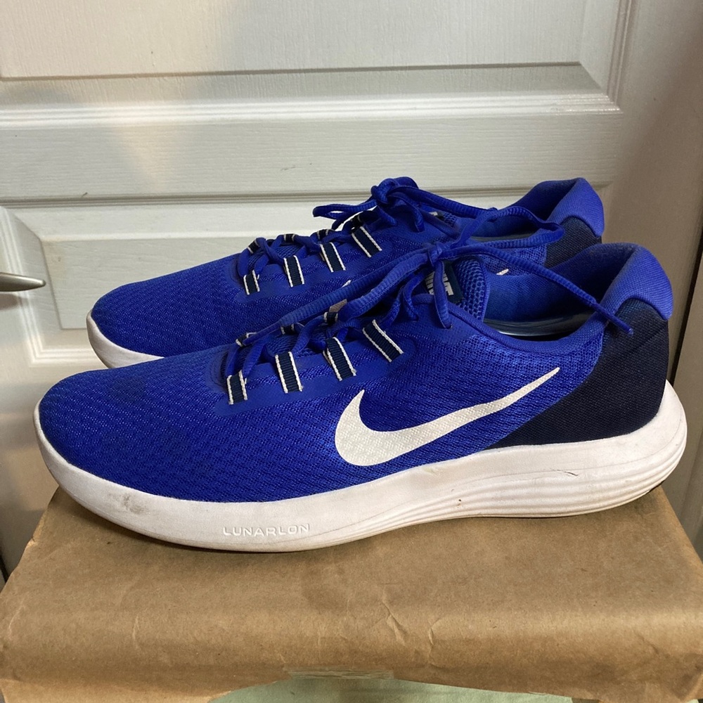 Men’s Size 13 Nike Lunar Converge Running Sneakers